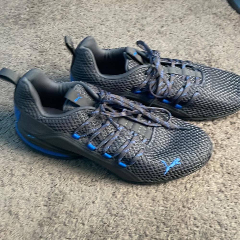 Puma Shoes - Picture 5 of 5